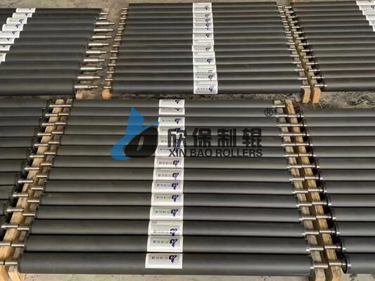 Số lượng lớn các cuộn cao su máy in chất lượng cao trong các nhà máy vật lý