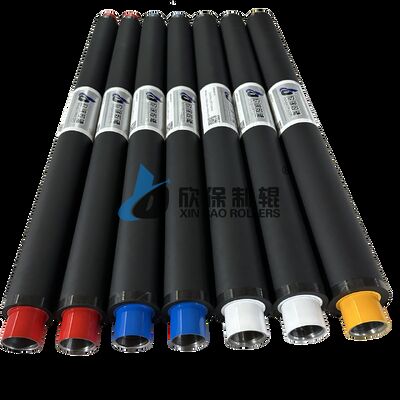 Số lượng lớn các cuộn cao su máy in chất lượng cao trong các nhà máy vật lý